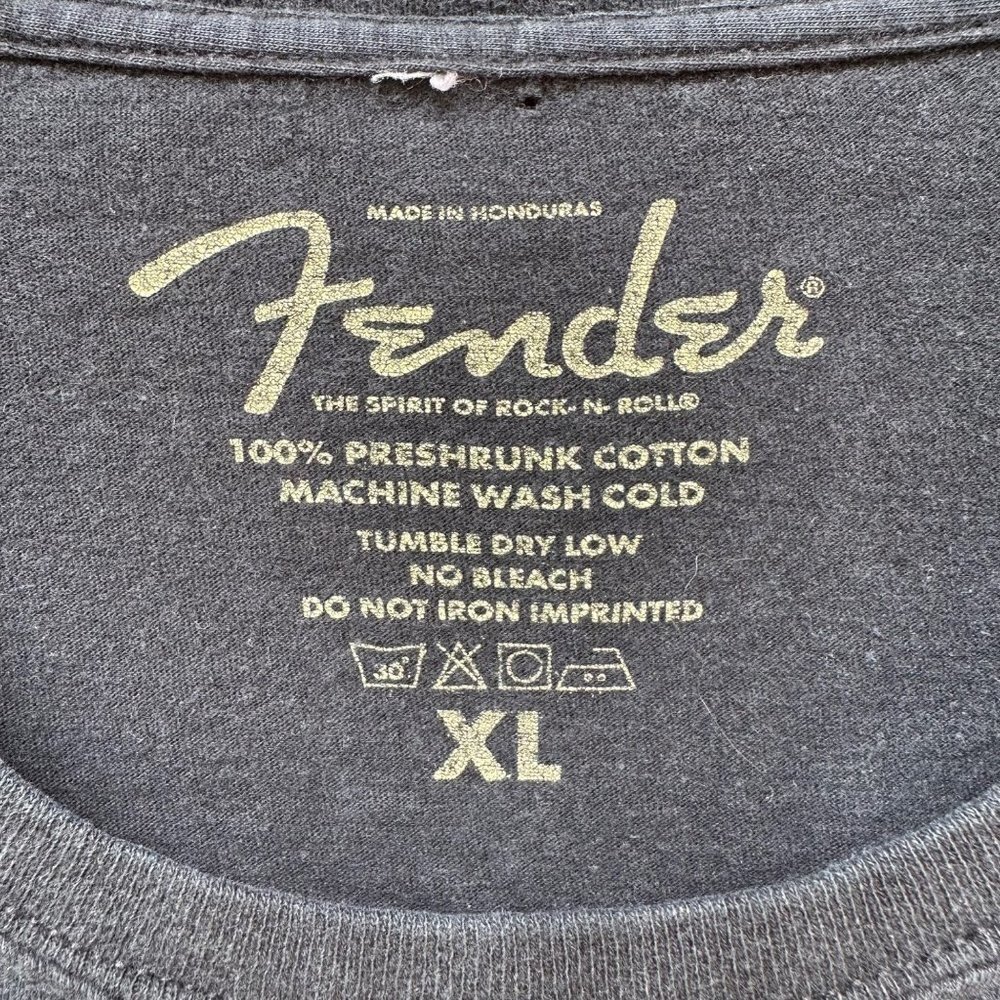 Fender Guitar House of Blue 'I Got a Black Cat BoneY2K T-Shirt Size XL - Picture 7 of 12